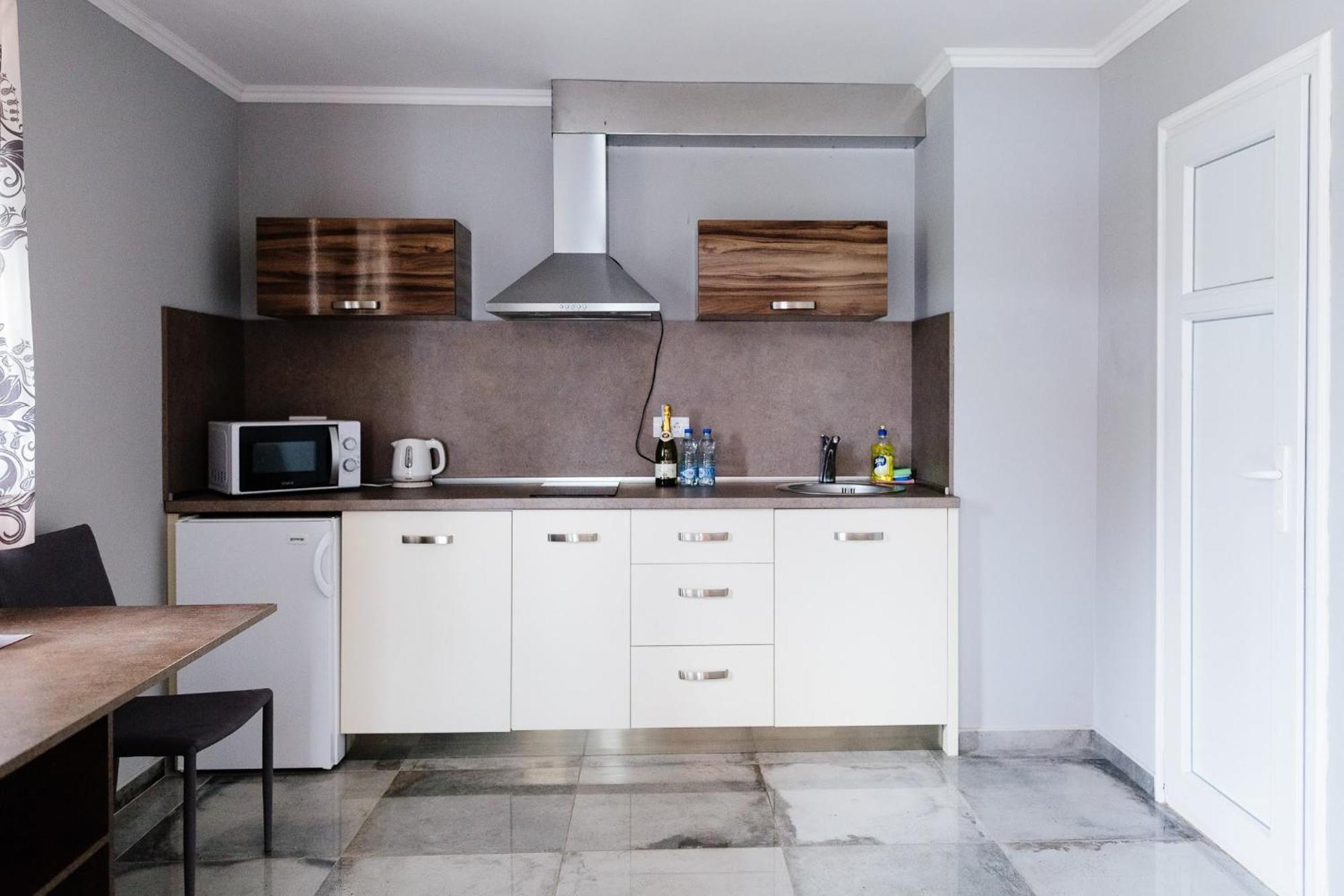 Odessa Mama Leilighet Bijela Rom bilde